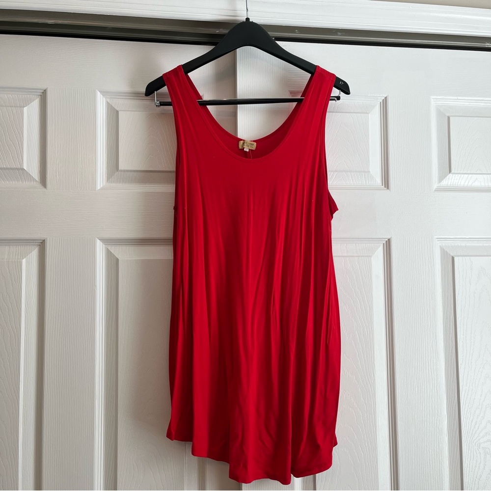Red Piko Tank